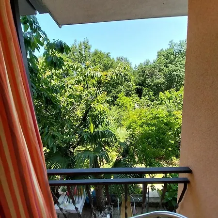 Appartement With Parking Space - 10404