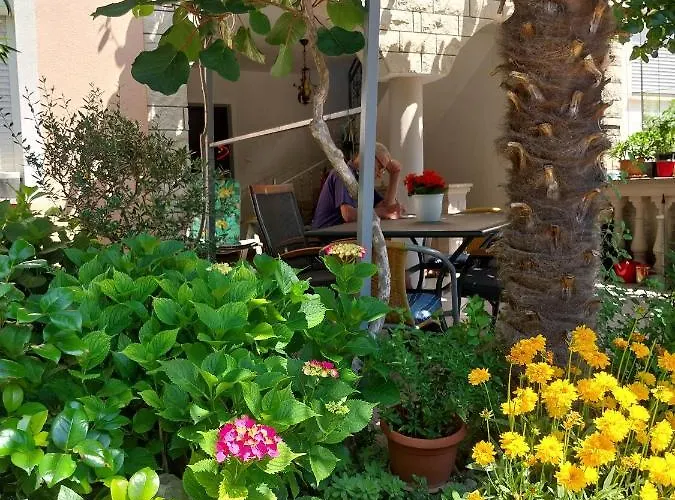 Apartamento With Parking Space - 10404 Poreč